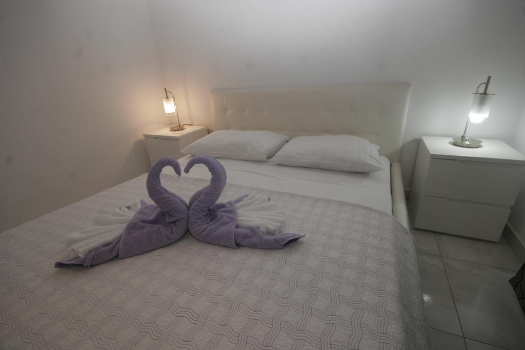 Apartments Salatic 克尔克 外观 照片