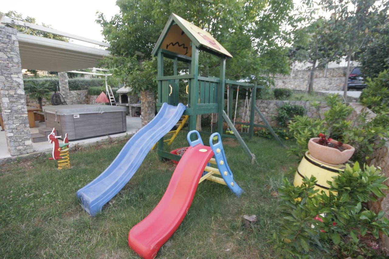Apartments Salatic 克尔克 外观 照片